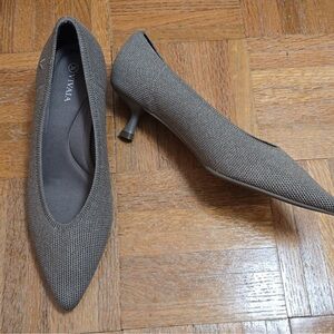 Viva Women's Elegant Gray Heels
